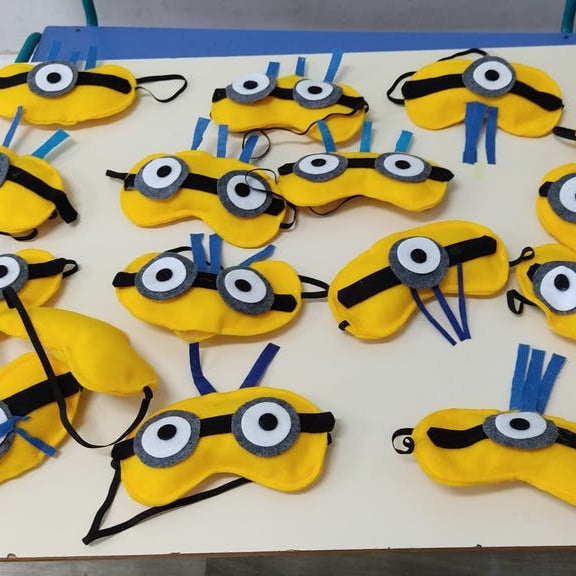 ערכות יום הולדת כיסויי עיניים מיניון - החל מ 5 יחידות