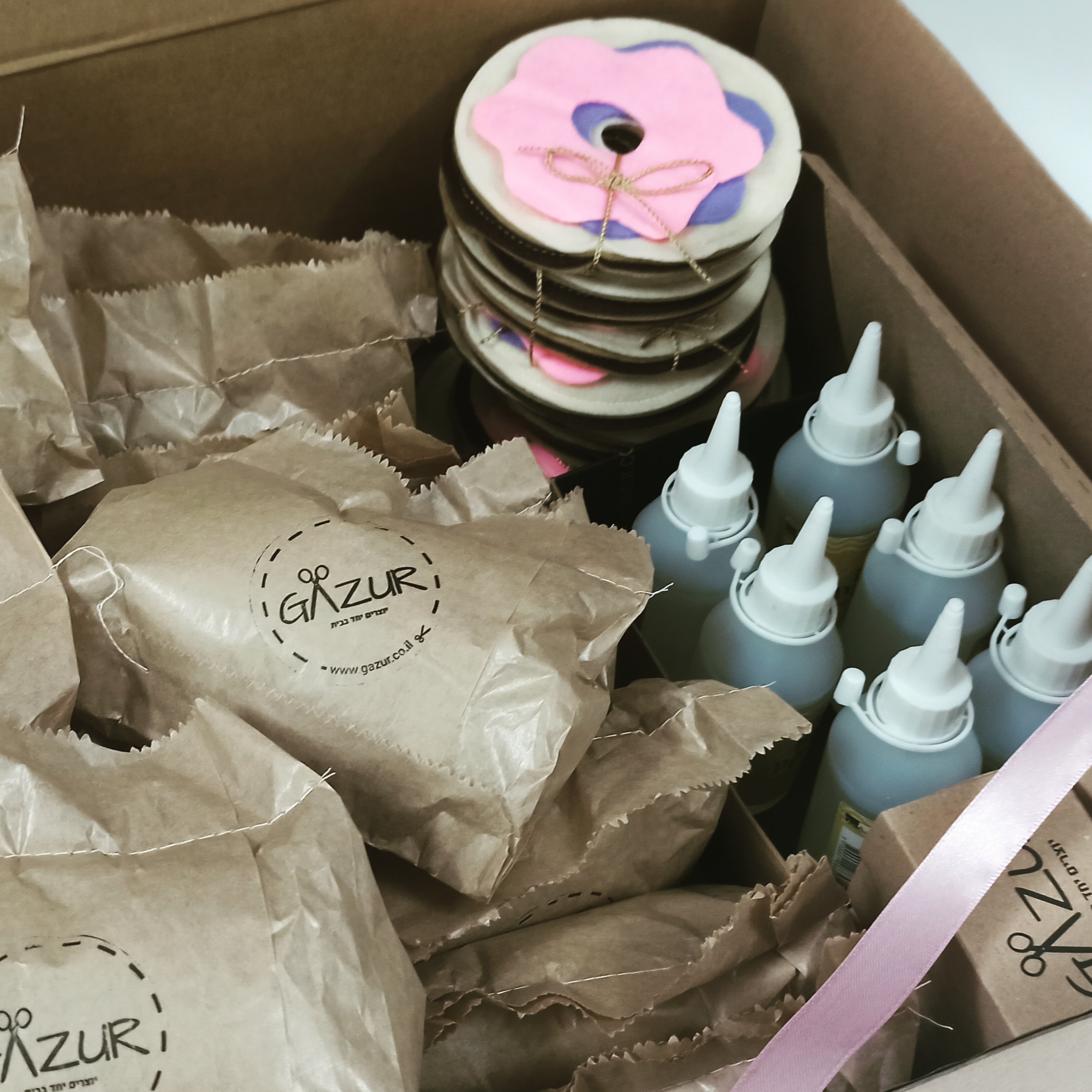 ערכות יום הולדת מחזיקי מפתחות דונאט - החל מ 5 יחידות