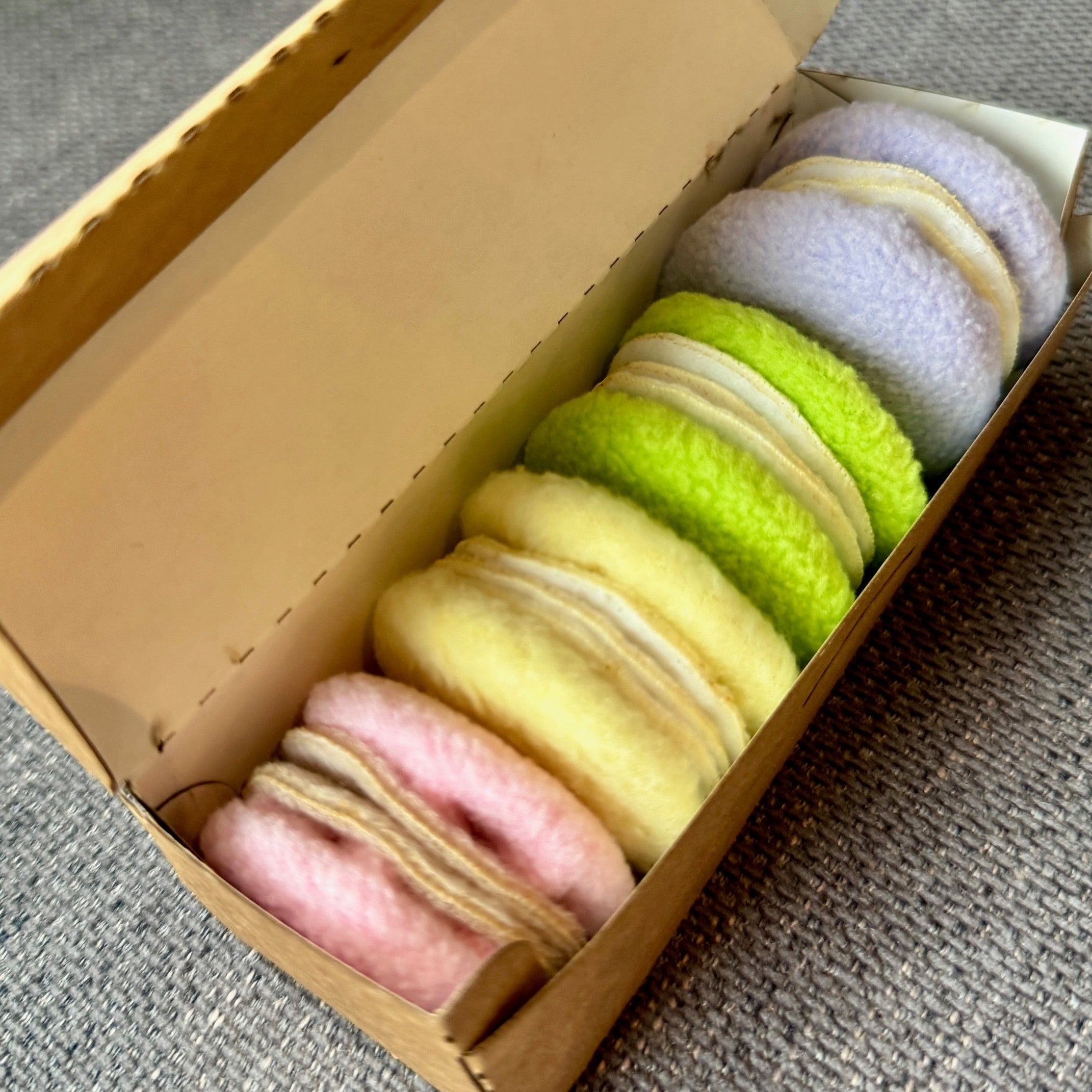 ערכת יום הולדת מקרונים בתפירה 🍥 - החל מ  5 יחידות